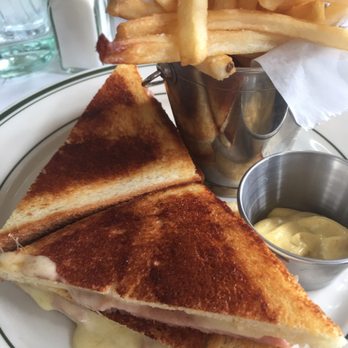 Elysian Cafe - New American Near Me - Hoboken, New Jersey