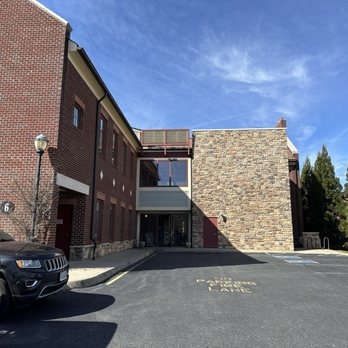 Urban Farmhouse - New American Near Me - Midlothian, Virginia