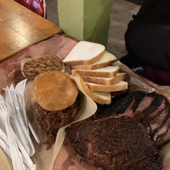 Franklin Barbecue - Barbeque Near Me - Austin, Texas Franklin Barbecue - Barbeque Near Me - Austin, Texas