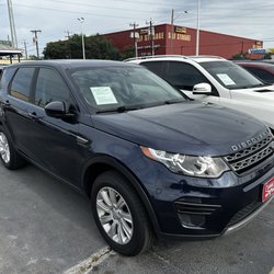 Luna Car Center