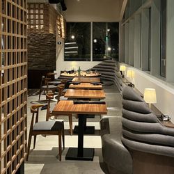 A’Lu Mexican Cuisine - Inside dining