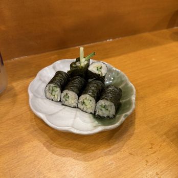 Sushi Kashiwa - cucumber roll - Sushi Bars Near Me - Pacifica, California