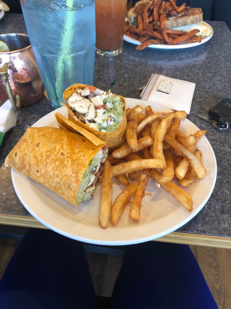 THE FISH & CO. OUT OF WATER CLOSED Updated March 2024 10 Reviews