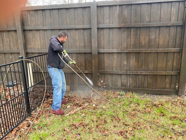 Slide of Mid-Cities Roofing