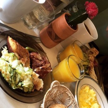 Simple Cafe & Restaurant - New American Near Me - Brooklyn, New York