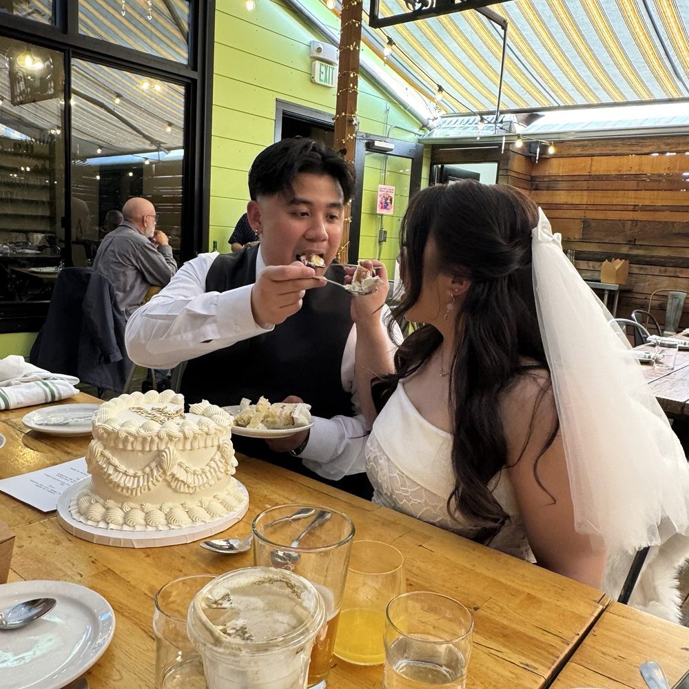 Dore Cake - Custom Cakes Near Me
