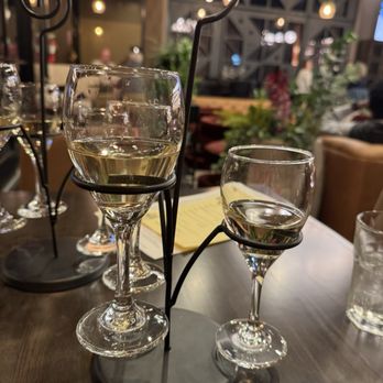 Wine Me Up Social - Jet Set Wine Flight - Wine Bars Near Me - Upland, California Wine Me Up Social - Jet Set Wine Flight - Wine Bars Near Me - Upland, California