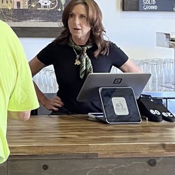 Blue Barn Provisions - Terrible employee - Salad Near Me - Camino, California