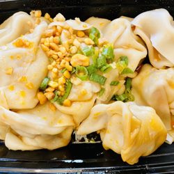 Northern Cafe - D5. Wonton in Spicy Sauce