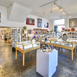 ACCI Gallery Arts and Crafts Cooperative - Inside the Gallery!