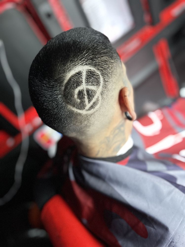 Razor Js Mobile Barbershop Logo