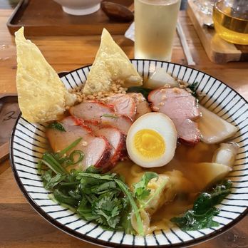 Happy Garden Cafe - Roast pork wonton - Poke Near Me - Fort Pierce, Florida Happy Garden Cafe - Roast pork wonton - Poke Near Me - Fort Pierce, Florida