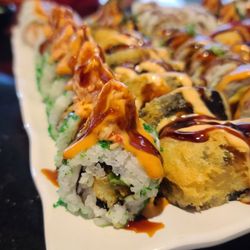 Sakari Sushi Lounge