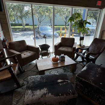 Macondo Coffee Roasters - Seating - Coffee & Tea Near Me - Doral, Florida Macondo Coffee Roasters - Seating - Coffee & Tea Near Me - Doral, Florida