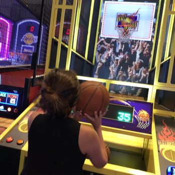Dave & Buster's Orange - Getting buckets! - American Near Me - Orange, California