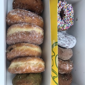 Lee's Donuts - Donuts Near Me - Vancouver, British Columbia
