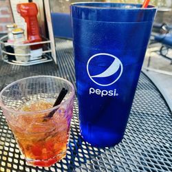 Bully's Sports Bar and Grill - Manhattan & water