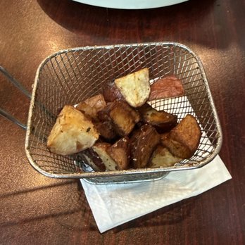Chicago Waffles - Potatoes - Breakfast & Brunch Near Me - Chicago, Illinois Chicago Waffles - Potatoes - Breakfast & Brunch Near Me - Chicago, Illinois