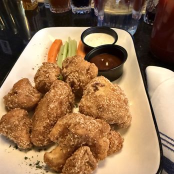 The Albion Manor - Cauliflower Wings - British Near Me - Chicago, Illinois