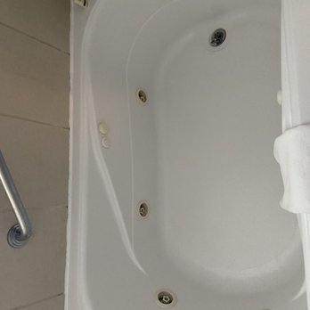 Sagamore Hotel - Large jetted tub in our suite - Hotels Near Me - Miami Beach, Florida Sagamore Hotel - Large jetted tub in our suite - Hotels Near Me - Miami Beach, Florida