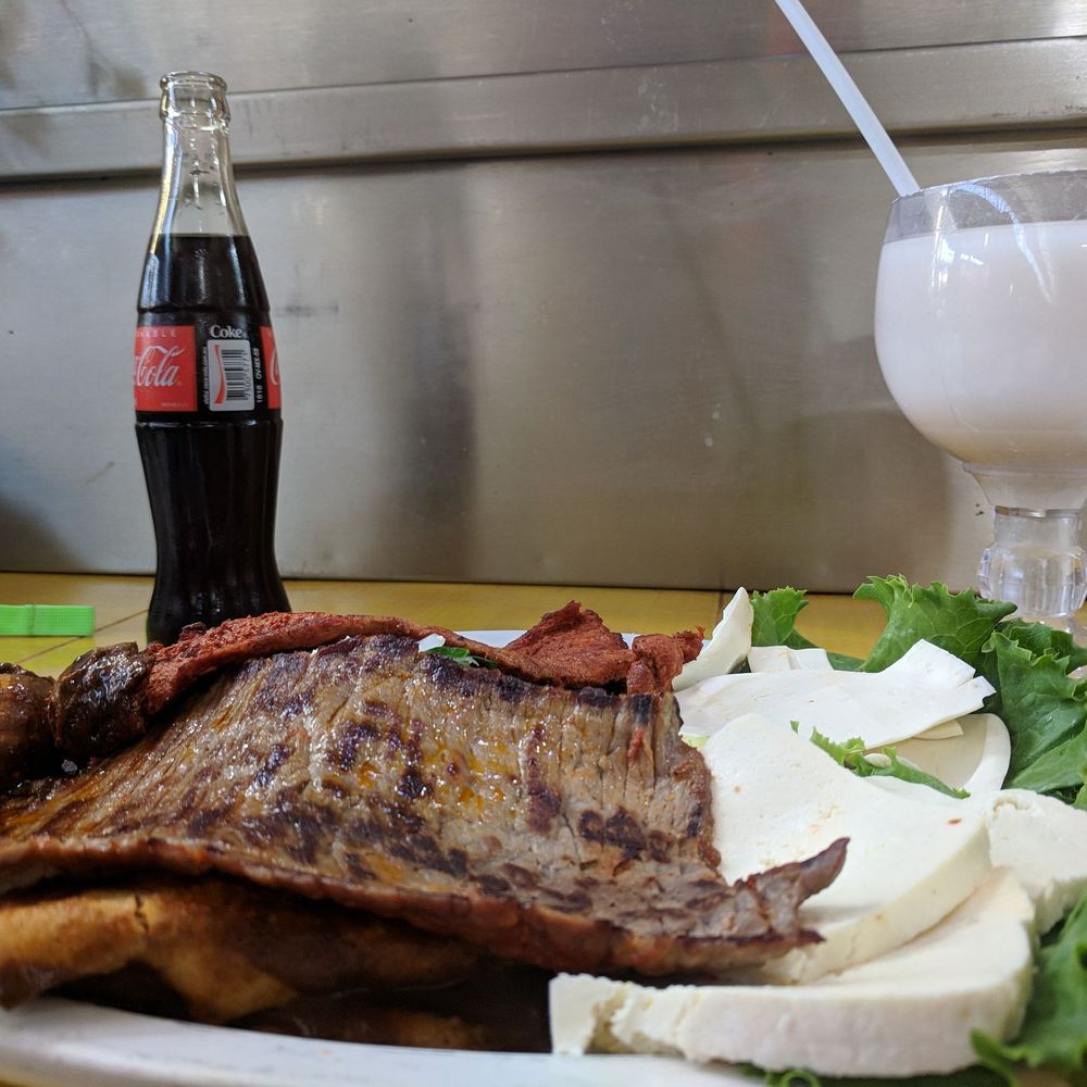 Comedor María Alejandra - Plato Qaxaqueño, has all the meats, mole negro and quesillo - Oaxacan Near Me - Oaxaca, OAX