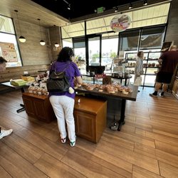 Sunmerry Bakery - Inside-8/14/23
