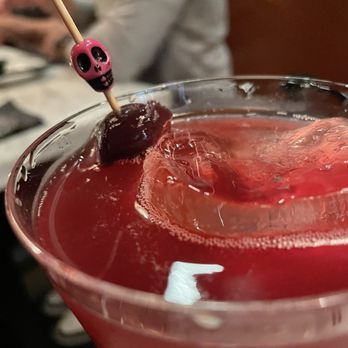 NR - Manhattan cocktail - Ramen Near Me - New York, New York NR - Manhattan cocktail - Ramen Near Me - New York, New York