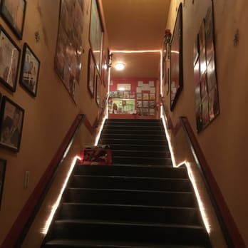 3rd Street Dance Studio - entry stairway - Performing Arts Near Me - Los Angeles, California