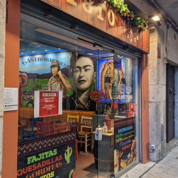 1810 Tacos I Tapes - Mexican Near Me - Girona, GI 1810 Tacos I Tapes - Mexican Near Me - Girona, GI