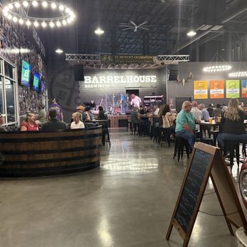 BarrelHouse Brewing - Inside - Beer Gardens Near Me - Bakersfield, California