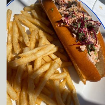 Sam's Anchor Cafe - Seafood Near Me - Tiburon, California Sam's Anchor Cafe - Seafood Near Me - Tiburon, California