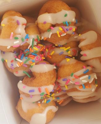 Fredericksburg Mini Donut Co by null