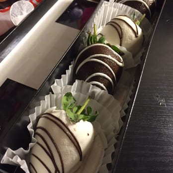 Bel Air - chocolate covered strawberries bought 2/17 - Grocery Near Me - Elk Grove, California Bel Air - chocolate covered strawberries bought 2/17 - Grocery Near Me - Elk Grove, California