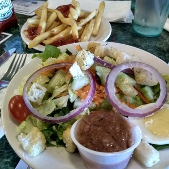 Metro Diner - Side salad with balsamic vinaigrette - Breakfast & Brunch Near Me - Jacksonville, Florida