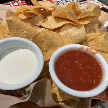 Chili's - Salsa, Ranch & Chips - American Near Me - Louisville, Kentucky