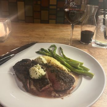 Seasons 52 - Lamb w asparagus - New American Near Me - Jacksonville, Florida Seasons 52 - Lamb w asparagus - New American Near Me - Jacksonville, Florida