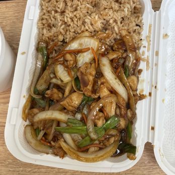 China Star - Mongolian chicken - Chinese Near Me - Williamsburg, Virginia