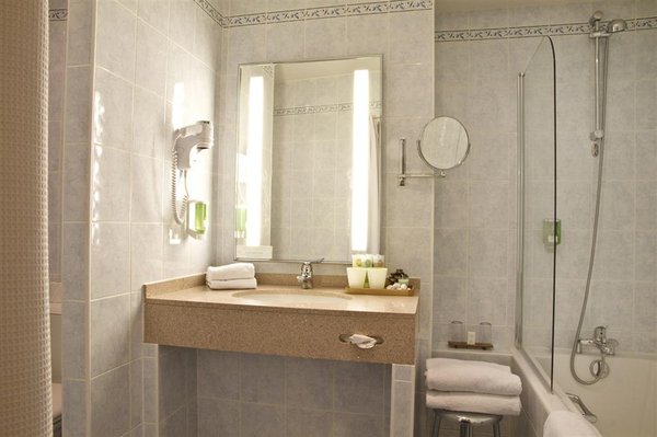 Hotel Les Capitouls Toulouse Centre - Handwritten Collection by null