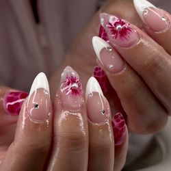 Nails by Nia