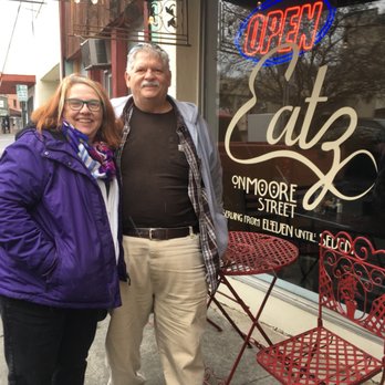 Eatz Uptown - Outside our Favorite Bristol restaurant. - Southern Near Me - Bristol, Tennessee