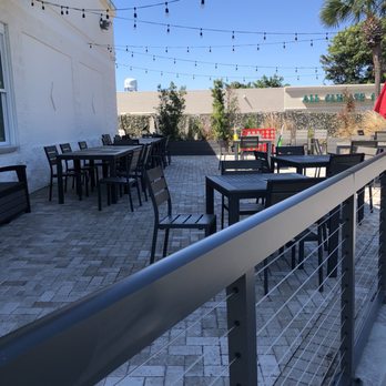 Lost Pizza Co. - Outdoor seating - Salad Near Me - Miramar Beach, Florida