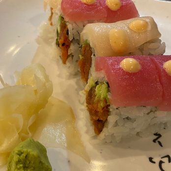 yuka - Hawaiian Lady - Sushi Bars Near Me - Suwanee, Georgia