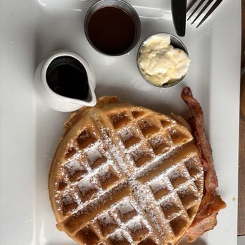 Creekside American Bistro - Crispy Belgian Waffle - New American Near Me - Sedona, Arizona Creekside American Bistro - Crispy Belgian Waffle - New American Near Me - Sedona, Arizona