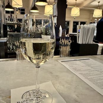 Harbor House - Seafood Near Me - Milwaukee, Wisconsin