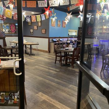 T'KiLa Mexican Kitchen & Bar - Entrance into dining area - Mexican Near Me - Leesburg, Virginia