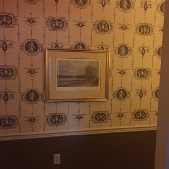 Carnegie House - Style of hallways - Hotels Near Me - State College, Pennsylvania Carnegie House - Style of hallways - Hotels Near Me - State College, Pennsylvania