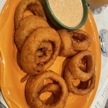 The Bears' Den - Onion Ring were born in a can, they were put there by a man, in a factory, doooooooowwwntowwwwnnnnn! - Sports Bars Near Me - Hershey, Pennsylvania