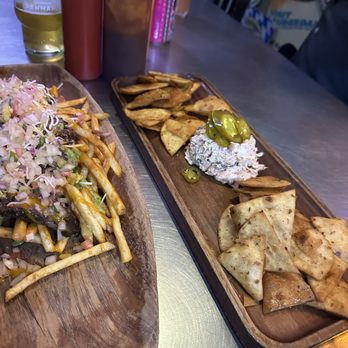 Hate Mondays Tavern - Barbeque Near Me - Miami, Florida