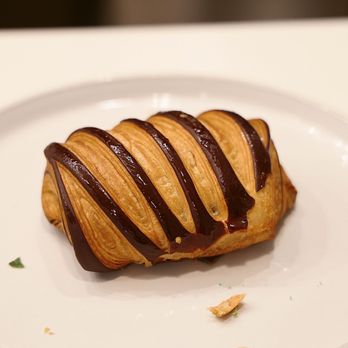 Bachour - Bakeries Near Me - Coral Gables, Florida