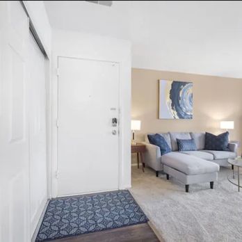 Traver Courts - Apartments Near Me - Ann Arbor, Michigan